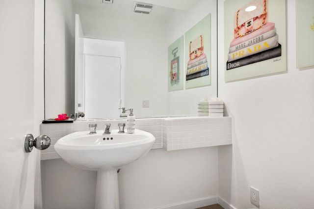 763 Box Canyon Trail, Palm Desert, CA 92211