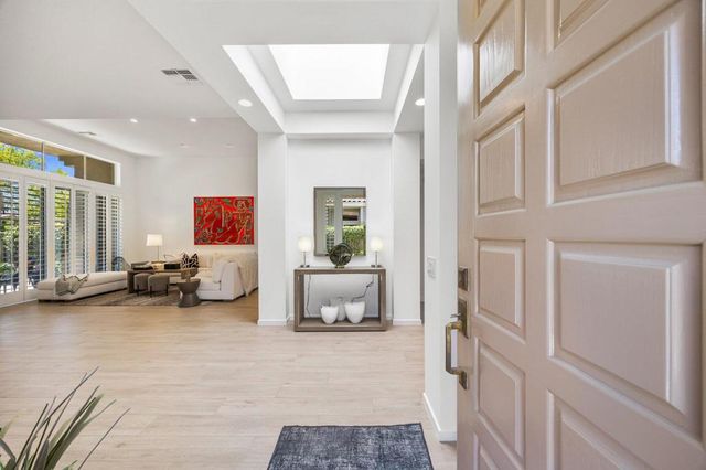 763 Box Canyon Trail, Palm Desert, CA 92211