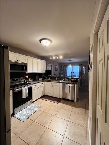 1930 El Monte St, Corpus Christi, TX 78417