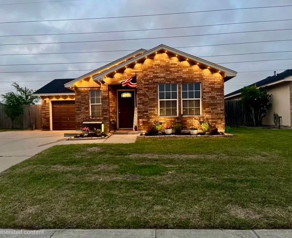 1930 El Monte St, Corpus Christi, TX 78417