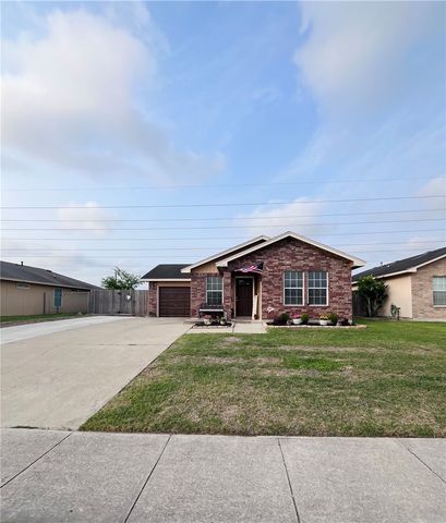 1930 El Monte St, Corpus Christi, TX 78417