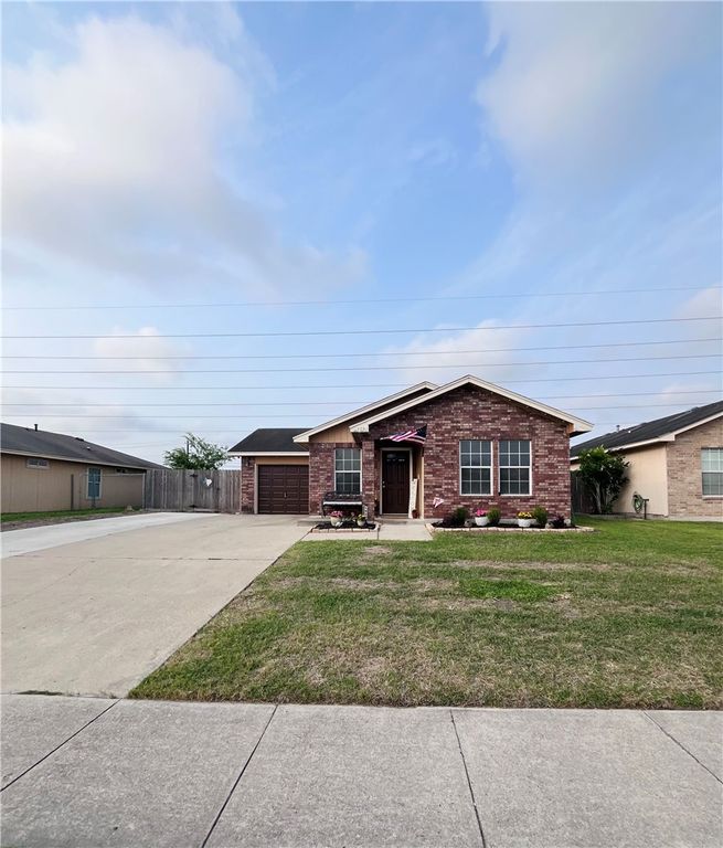 1930 El Monte St, Corpus Christi, TX 78417 — photo 2