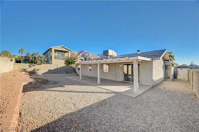 6810 Legalla Lane, Las Vegas, NV 89156