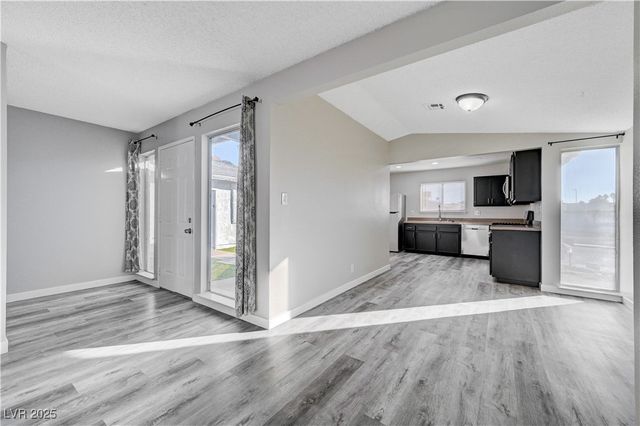 6810 Legalla Lane, Las Vegas, NV 89156