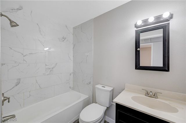 6810 Legalla Lane, Las Vegas, NV 89156