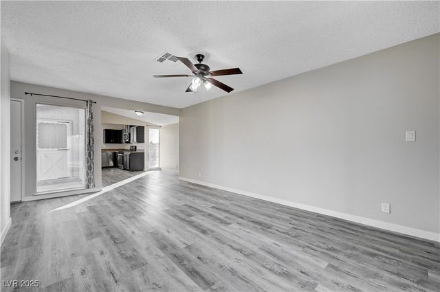 6810 Legalla Lane, Las Vegas, NV 89156