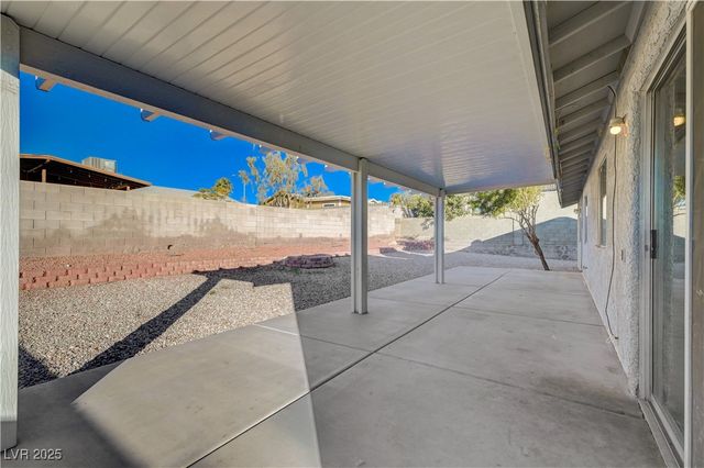 6810 Legalla Lane, Las Vegas, NV 89156