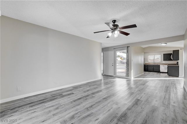 6810 Legalla Lane, Las Vegas, NV 89156