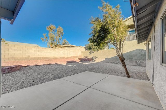 6810 Legalla Lane, Las Vegas, NV 89156