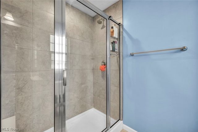9111 Nash Lane, North Ridgeville, OH 44039