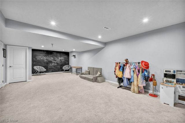 9111 Nash Lane, North Ridgeville, OH 44039