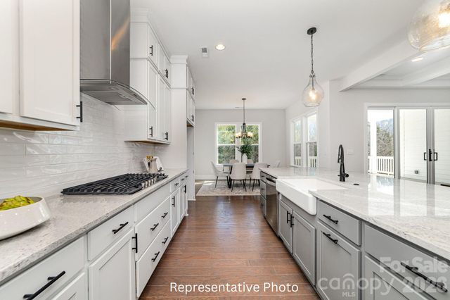 104 Northstone Drive, Statesville, NC 28677