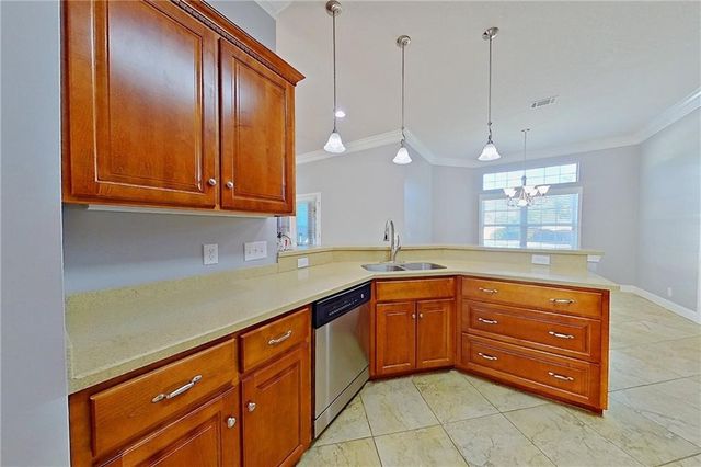 606 Stonewall Jackson Place, Waycross, GA 31503