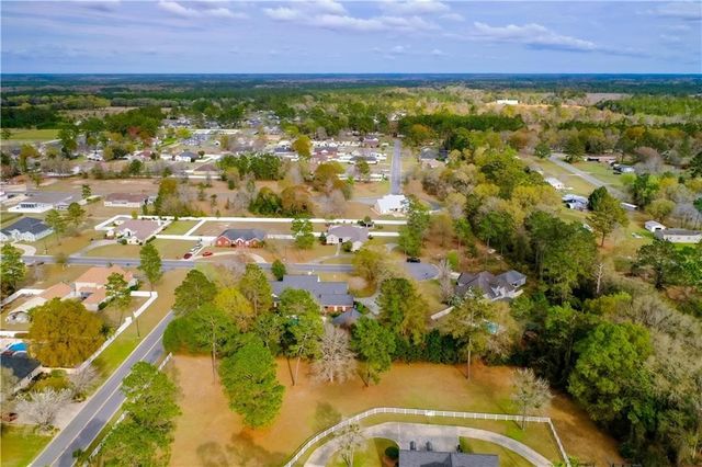 606 Stonewall Jackson Place, Waycross, GA 31503