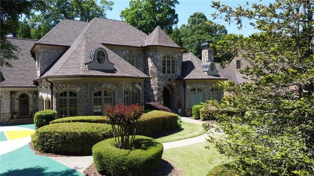 841 Camden Park Court NE, Atlanta, GA 30342