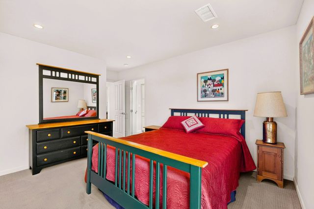 1522 Calle Redondo, Santa Fe, NM 87505