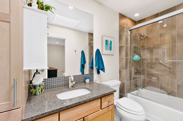 1522 Calle Redondo, Santa Fe, NM 87505