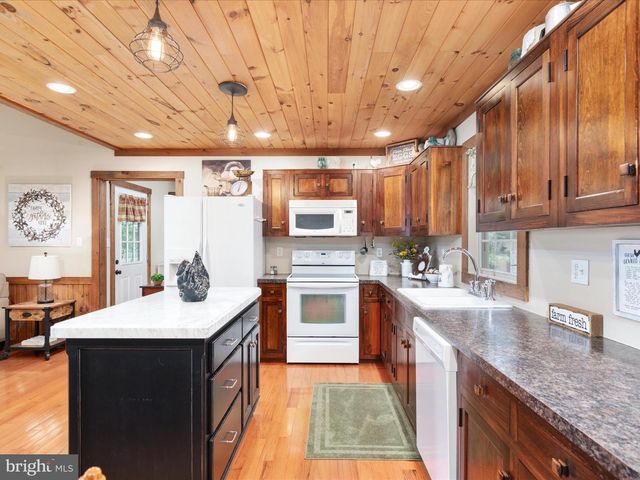 254 CARTE LN, Mount Jackson, VA 22842