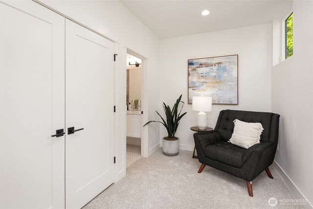 1713 17th Avenue, Seattle, WA 98122