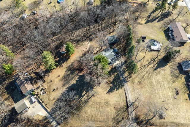 7 Sandpiper Drive, Blue Grass, IA 52726