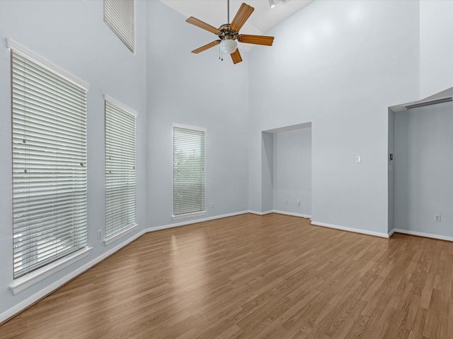 1712 Bevis Street, Houston, TX 77008