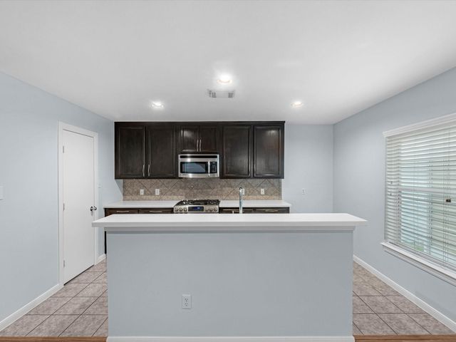1712 Bevis Street, Houston, TX 77008