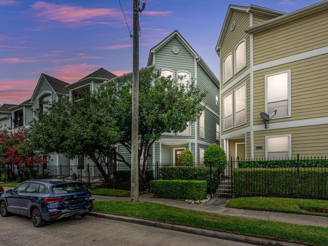 1712 Bevis Street, Houston, TX 77008