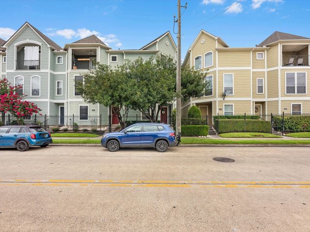 1712 Bevis Street, Houston, TX 77008