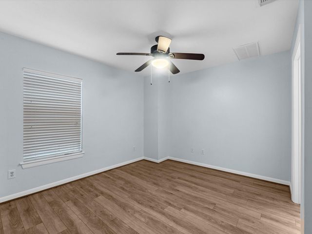 1712 Bevis Street, Houston, TX 77008