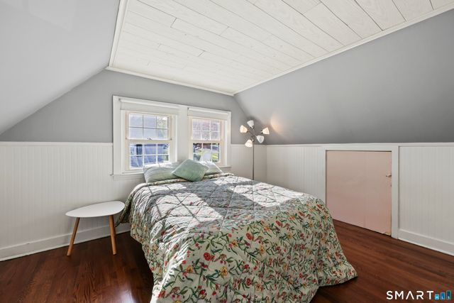 51 Oakdale Street, Wethersfield, CT 06109