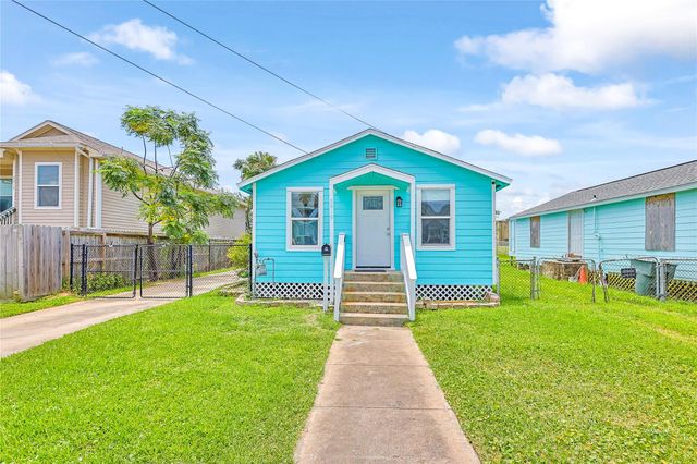 5919 Avenue R, Galveston, TX 77551