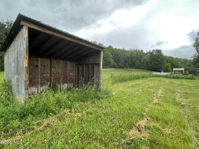 3495 County Route 30, Salem, NY 12865