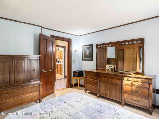 123 Vineyard Avenue, Highland, NY 12528