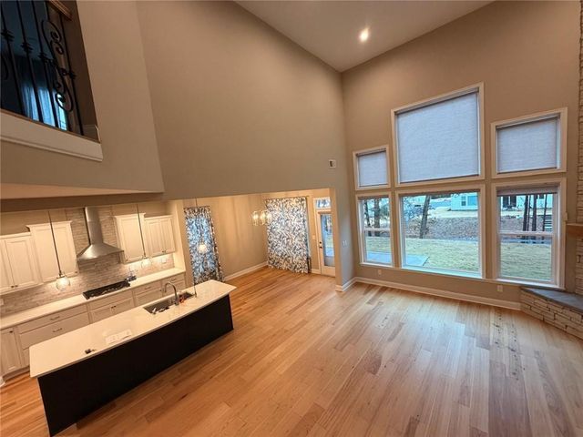 8040 Scenic Ridge Way, Ball Ground, GA 30107