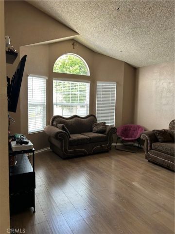 19842 Emerald Creek, Canyon Country, CA 91351