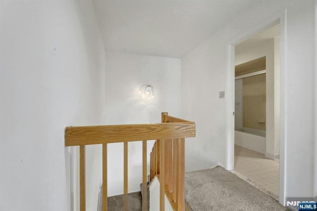 812 Topsail Lane, Secaucus, NJ 07094