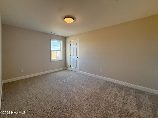 900 Wild Azalea Way, Hubert, NC 28539