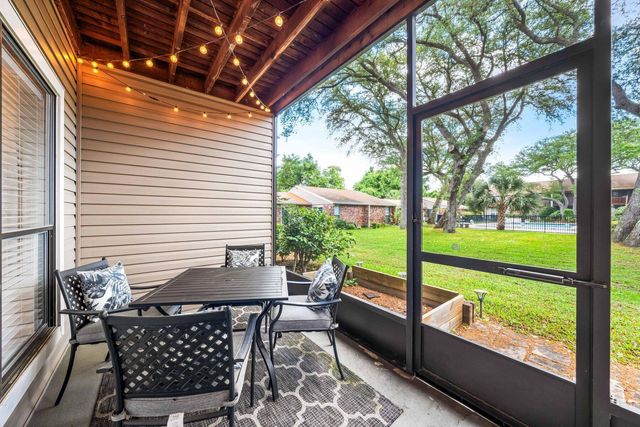 229 Carmel Drive, 4, Fort Walton Beach, FL 32547