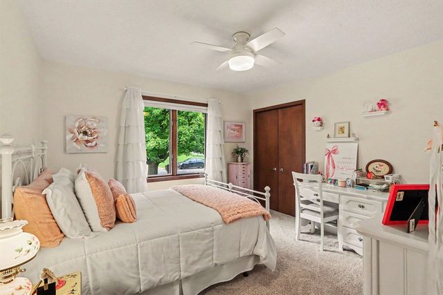 1604 W Kilgore Road, Kalamazoo, MI 49008