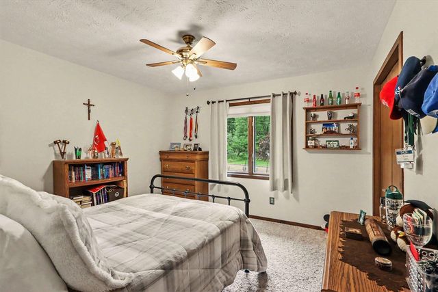 1604 W Kilgore Road, Kalamazoo, MI 49008