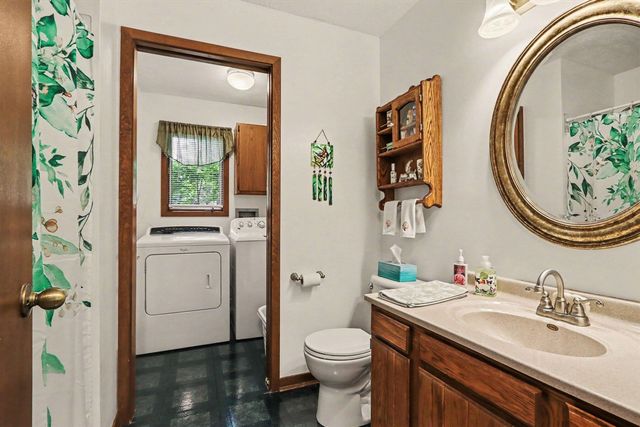 1604 W Kilgore Road, Kalamazoo, MI 49008