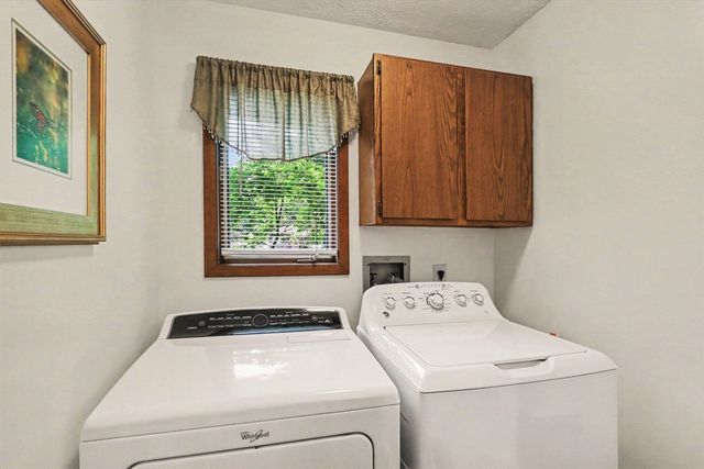 1604 W Kilgore Road, Kalamazoo, MI 49008