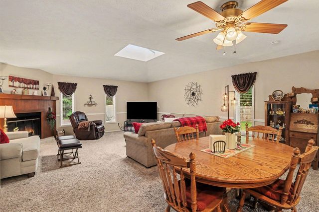 1604 W Kilgore Road, Kalamazoo, MI 49008