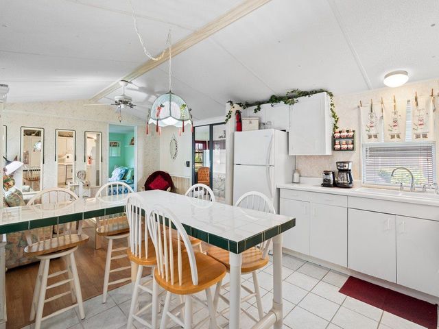 602 Puffin Drive, Sebastian, FL 32976