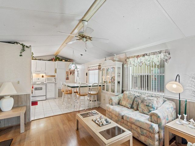602 Puffin Drive, Sebastian, FL 32976