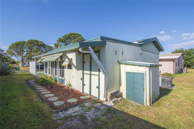 602 Puffin Drive, Sebastian, FL 32976