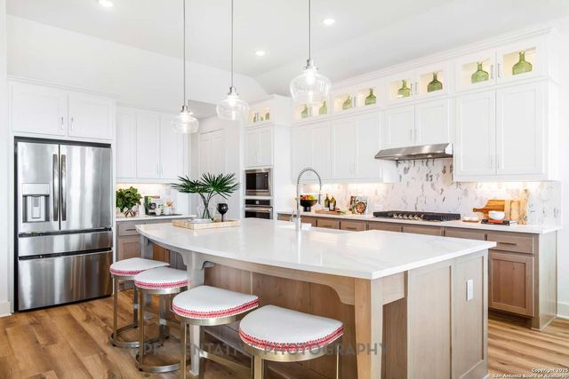 205 Barton Creek, Boerne, TX 78006