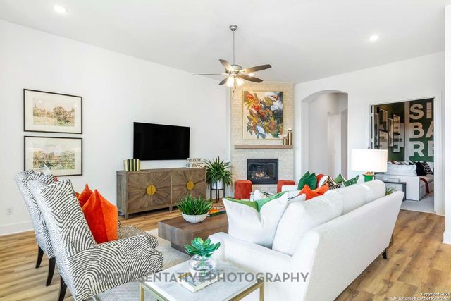 205 Barton Creek, Boerne, TX 78006