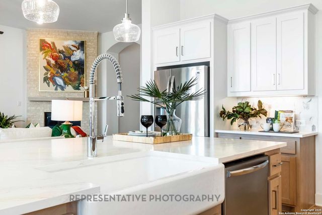 205 Barton Creek, Boerne, TX 78006