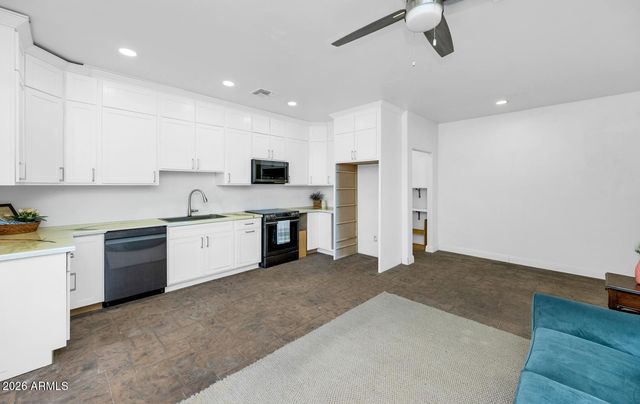 18512 W SAN MIGUEL Avenue, Litchfield Park, AZ 85340